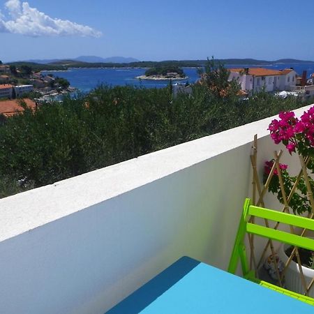 Apartment Buzolic Đảo Hvar Ngoại thất bức ảnh